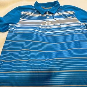 Men’s Oakley dry fit golf shirt